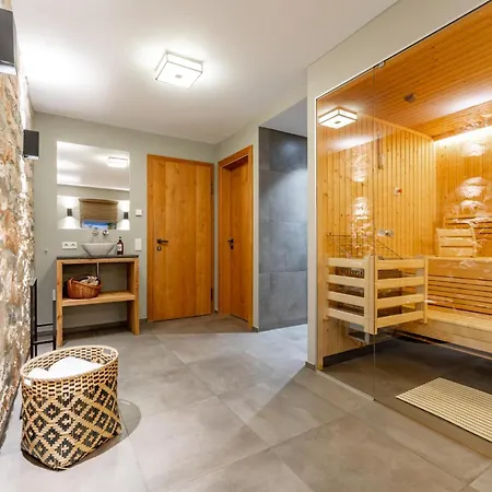 Schneeloewe Xl Леоганг